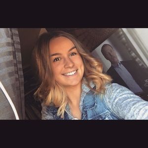 Meet your Posher, Brianna